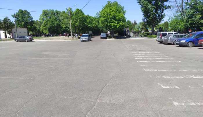 Парковка - Берковецкое кладбище - ritualexpert.biz.ua